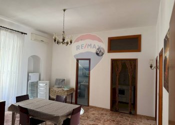 Sala da pranzo - Appartamento Via Dante Alighieri
 
15, Mattinata - foto 7