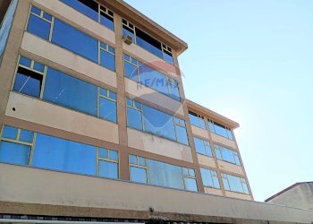 Edificio all\'aperto - Ufficio VIA C.LAVIANO
 
139, Caserta - foto 16