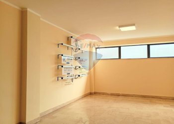 INGRESSO DEL PALAZZO - Ufficio VIA C.LAVIANO
 
139, Caserta - foto 24