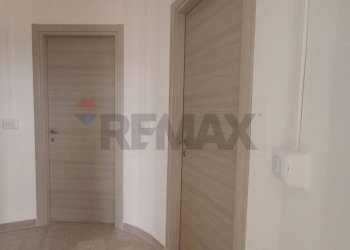 Hall / corridoio - Ufficio VIA C.LAVIANO
 
139, Caserta - foto 17