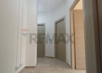 Hall / corridoio - Ufficio VIA C.LAVIANO
 
139, Caserta - foto 39