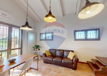 Sala da pranzo - Casa indipendente Via Rizza
 
23, Ferrara - foto 11