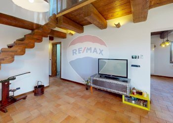 Soggiorno - Casa indipendente Via Rizza
 
23, Ferrara - foto 12