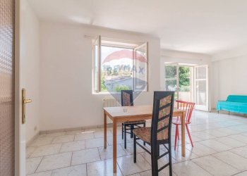 Sala da pranzo - Appartamento Vasco De Gama
 
19, Canino - foto 20