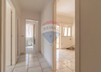 Hall / corridoio - Appartamento Vasco De Gama
 
19, Canino - foto 25