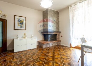 Soggiorno - Villa a Schiera Via Venticinque Aprile
 
47, Carpaneto Piacentino - foto 11