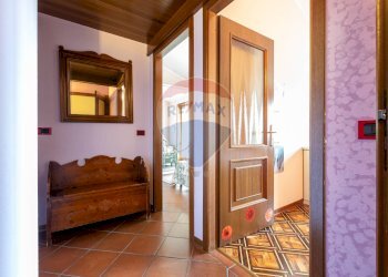 Hall / corridoio - Villa a Schiera Via Venticinque Aprile
 
47, Carpaneto Piacentino - foto 24