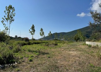 Foto 9 - Locale Commerciale Via Marici, Toirano - foto 8