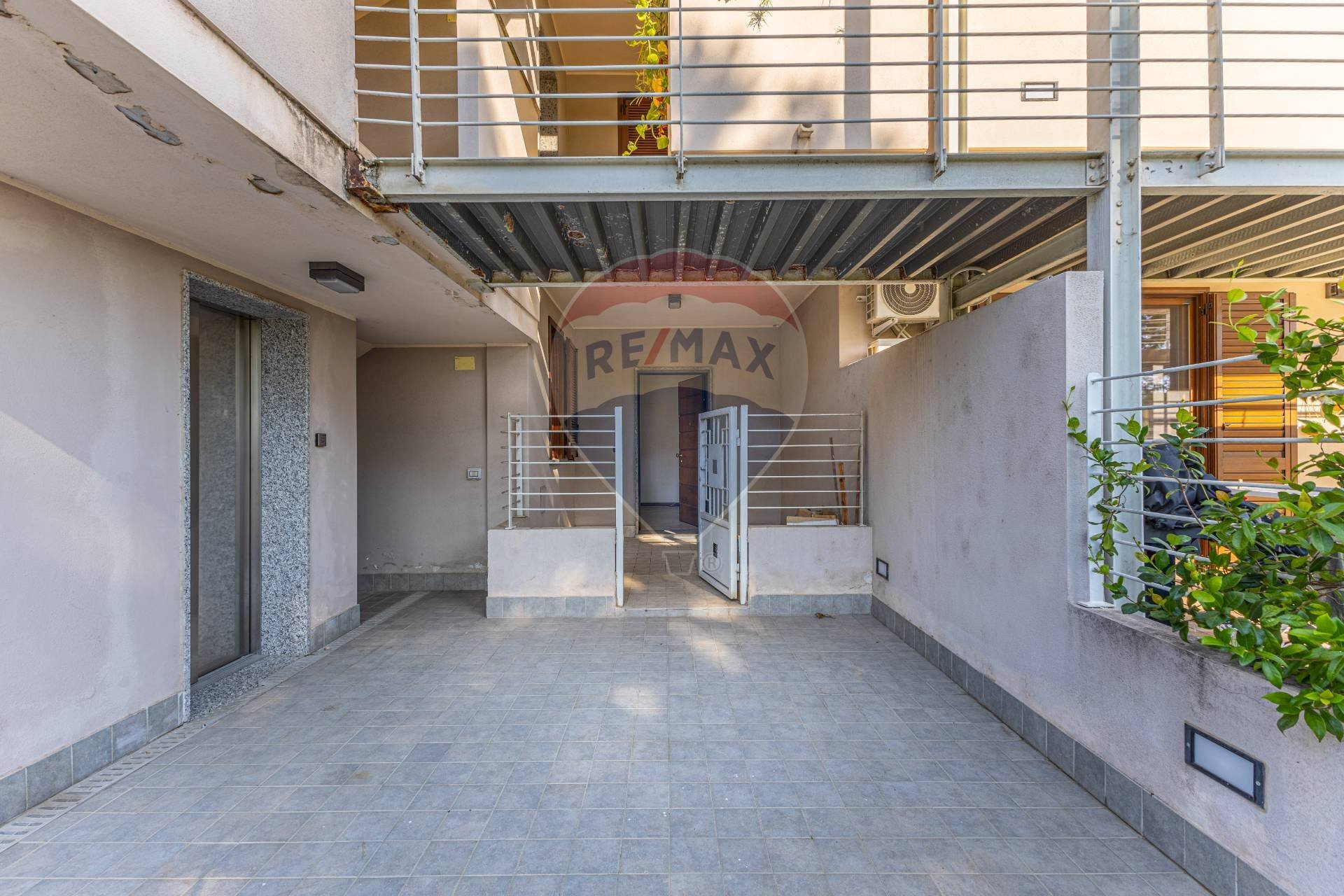 Terrazza - Three-room apartment Via Domenico Millelire
 
11, Sassari - photo 2