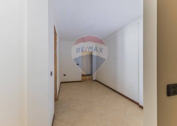 Hall / corridoio - Trilocale Via Domenico Millelire
 
11, Sassari - foto 33