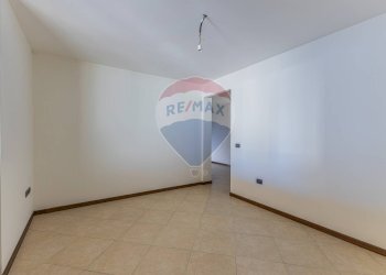 Stanza vuota - Trilocale Via Domenico Millelire
 
11, Sassari - foto 36