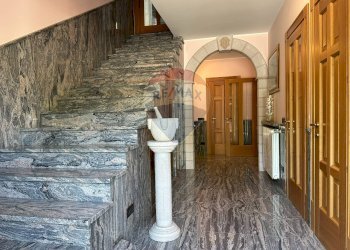 Scale - Villa Via Valloni
 
15, Colli a Volturno - foto 7