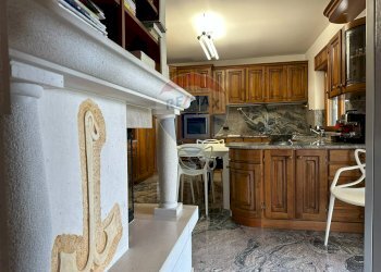 Cucina - Villa Via Valloni
 
15, Colli a Volturno - foto 35