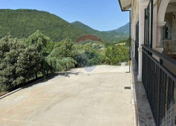 Vista delle montagne - Villa Via Valloni
 
15, Colli a Volturno - foto 68