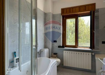 Bagno - Villa Via Valloni
 
15, Colli a Volturno - foto 91