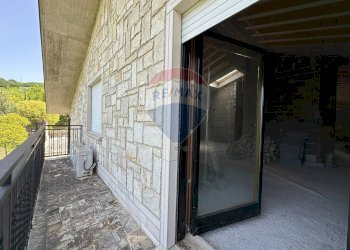 Balcone - Villa Via Valloni
 
15, Colli a Volturno - foto 123