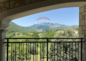 Balcone - Villa Via Valloni
 
15, Colli a Volturno - foto 132