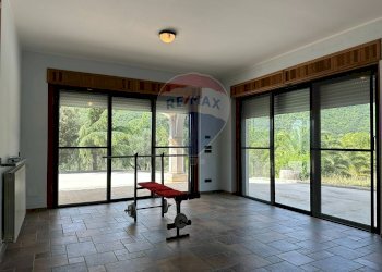 Stanza vuota - Villa Via Valloni
 
15, Colli a Volturno - foto 143