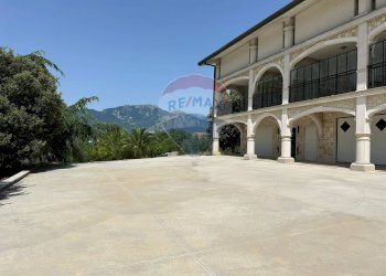 Edificio all\'aperto - Villa Via Valloni
 
15, Colli a Volturno - foto 163