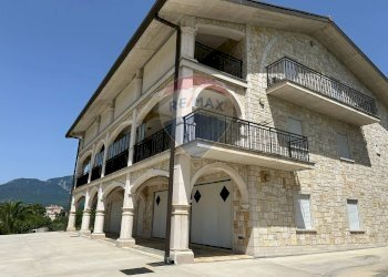 Edificio all\'aperto - Villa Via Valloni
 
15, Colli a Volturno - foto 164