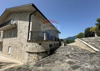 Casa all\'aperto - Villa Via Valloni
 
15, Colli a Volturno - foto 169