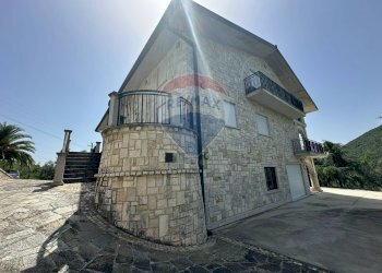 Casa all\'aperto - Villa Via Valloni
 
15, Colli a Volturno - foto 174