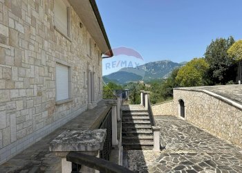 Vista delle montagne - Villa Via Valloni
 
15, Colli a Volturno - foto 185