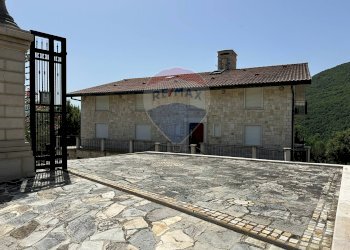 Casa all\'aperto - Villa Via Valloni
 
15, Colli a Volturno - foto 186