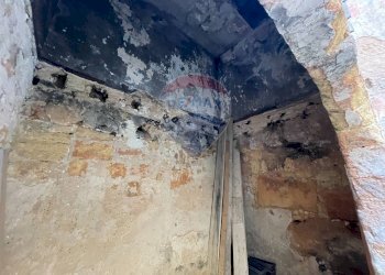 Dettagli - Trilocale Via Tornatore
 
26, Bagheria - foto 9