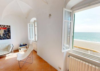 Foto 9 - Casa indipendente Via Lungomare Lido
 
36, Finale Ligure - foto 6