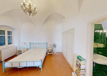 Foto 27 - Casa indipendente Via Lungomare Lido
 
36, Finale Ligure - foto 24