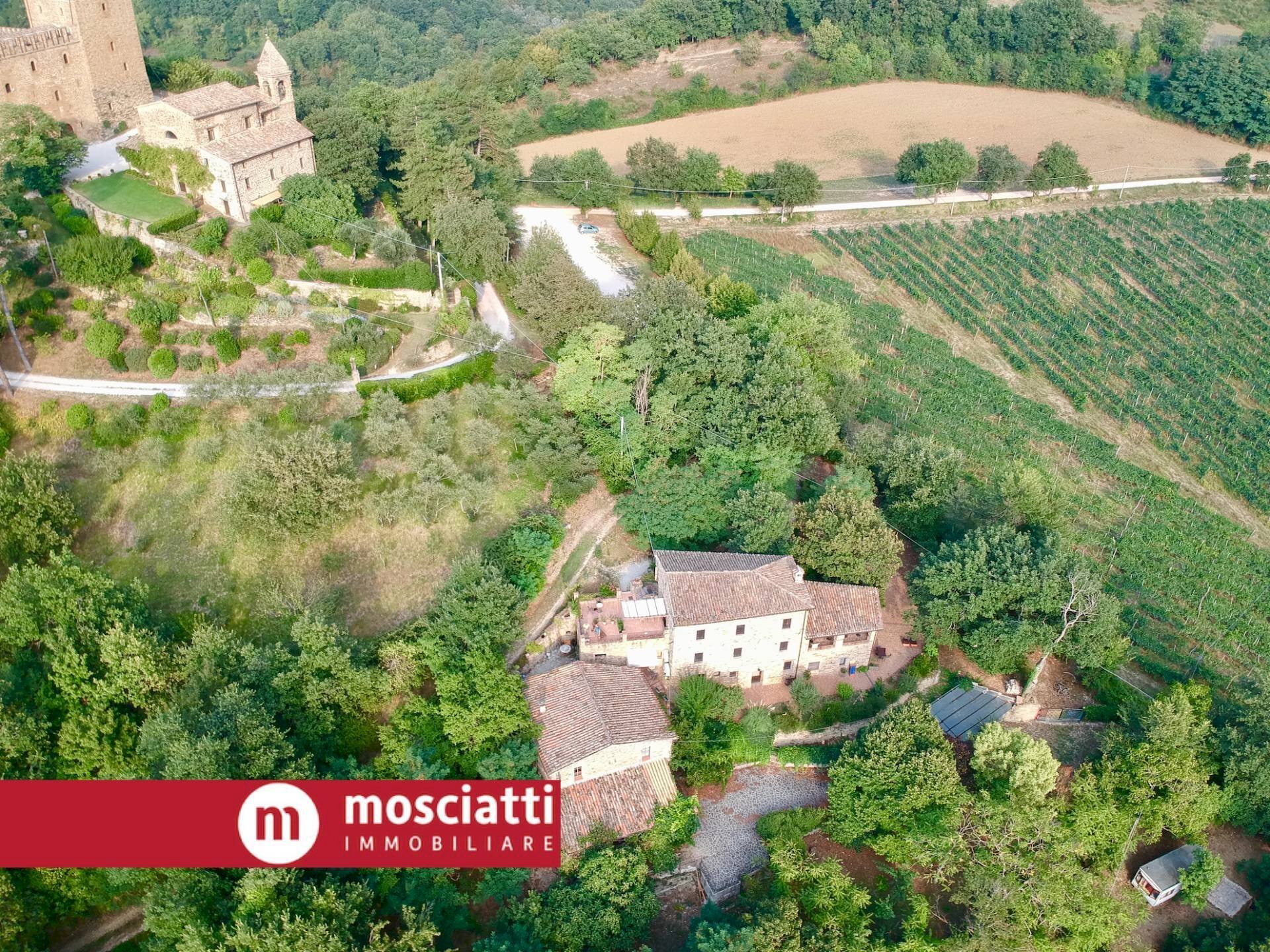 Foto 3 - Casa indipendente Località Rocca D'Ajello, Camerino - foto 3