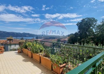 Balcone - Quadrilocale Via del Torchio
 
8, Pella - foto 4