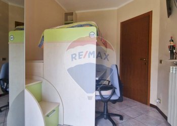 Camera / camera da letto - Quadrilocale Via del Torchio
 
8, Pella - foto 29