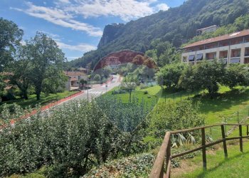 Vista delle montagne - Quadrilocale Via del Torchio
 
8, Pella - foto 35