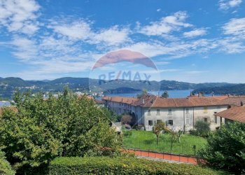 Vista delle montagne - Quadrilocale Via del Torchio
 
8, Pella - foto 39