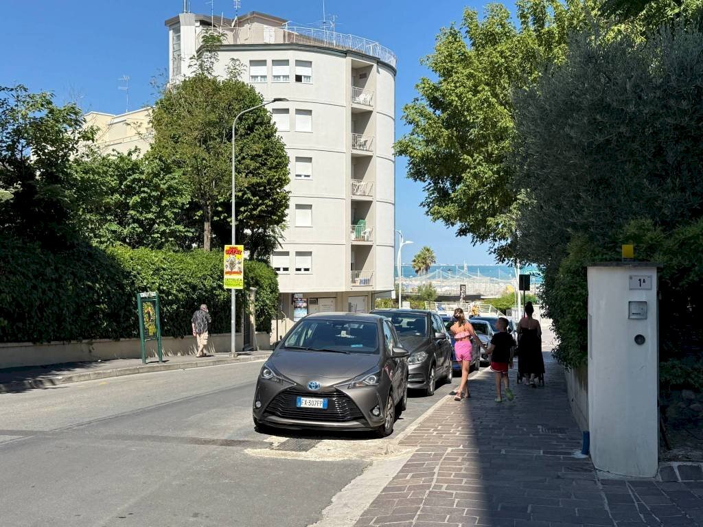 Zona - Box via Giuseppe Verdi, Cattolica - photo 3