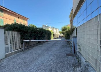 Zona - Box via Giuseppe Verdi, Cattolica - foto 4