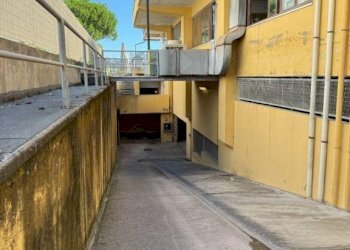 Cortile interno - Box via Giuseppe Verdi, Cattolica - foto 6