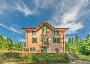 Facciata - Villa Località Mellea, Bossolasco - foto 2