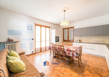 Independent house Cherasco - photo 1