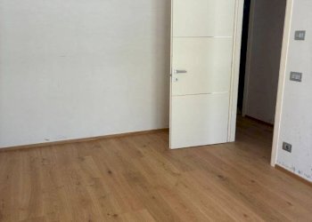 Three-room apartment Corso Enotria, Alba - photo 8