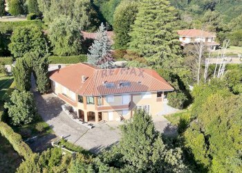 Villa Via Castellazzo, 29 
 Occhieppo Superiore, Occhieppo Superiore - foto 1