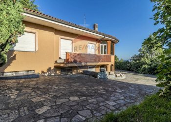 Villa Via Castellazzo, 29 
 Occhieppo Superiore, Occhieppo Superiore - foto 5