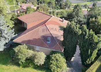 Villa Via Castellazzo, 29 
 Occhieppo Superiore, Occhieppo Superiore - foto 67