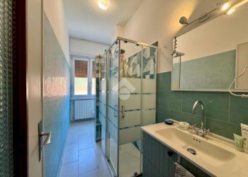 Three-room apartment Largo Aldo Pastorino, Noli - photo 16