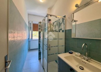 Three-room apartment Largo Aldo Pastorino, Noli - photo 17