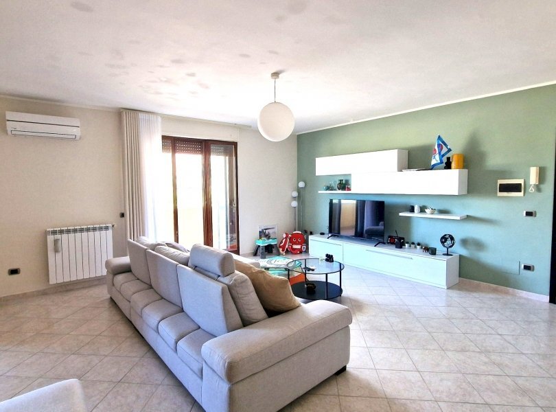 Appartamento Mondragone - foto 1