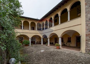 Casale Via Terzago, 7 
 Calvagese della Riviera, Calvagese della Riviera - foto 8