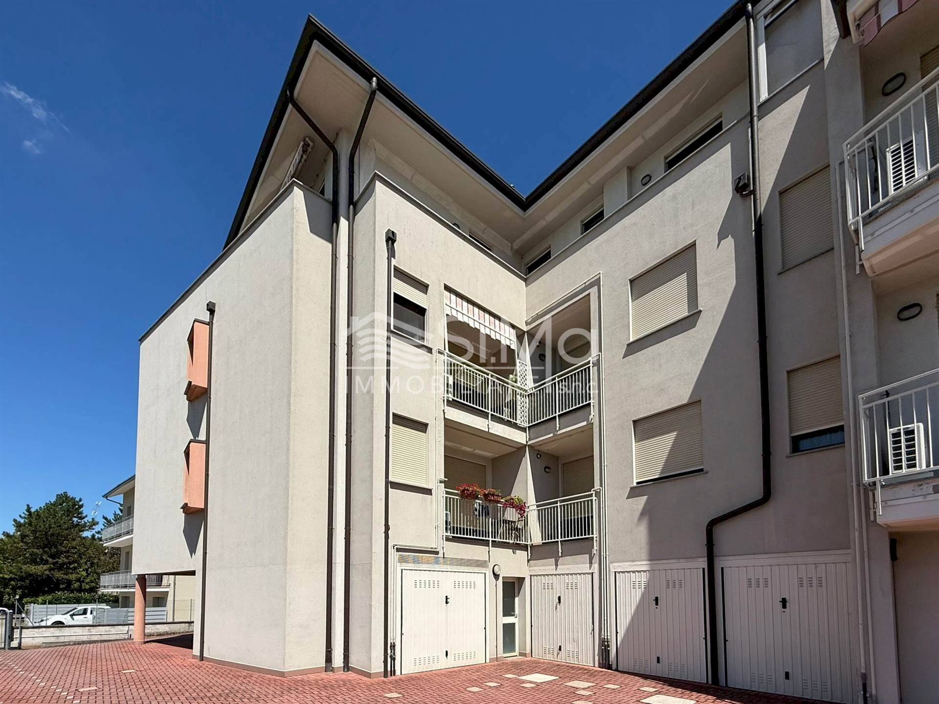 One-room apartment Cento - photo 1